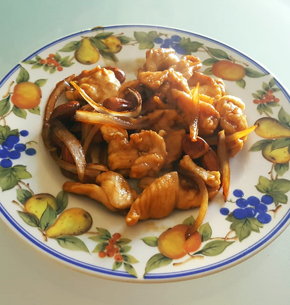 pollo alle mandorle